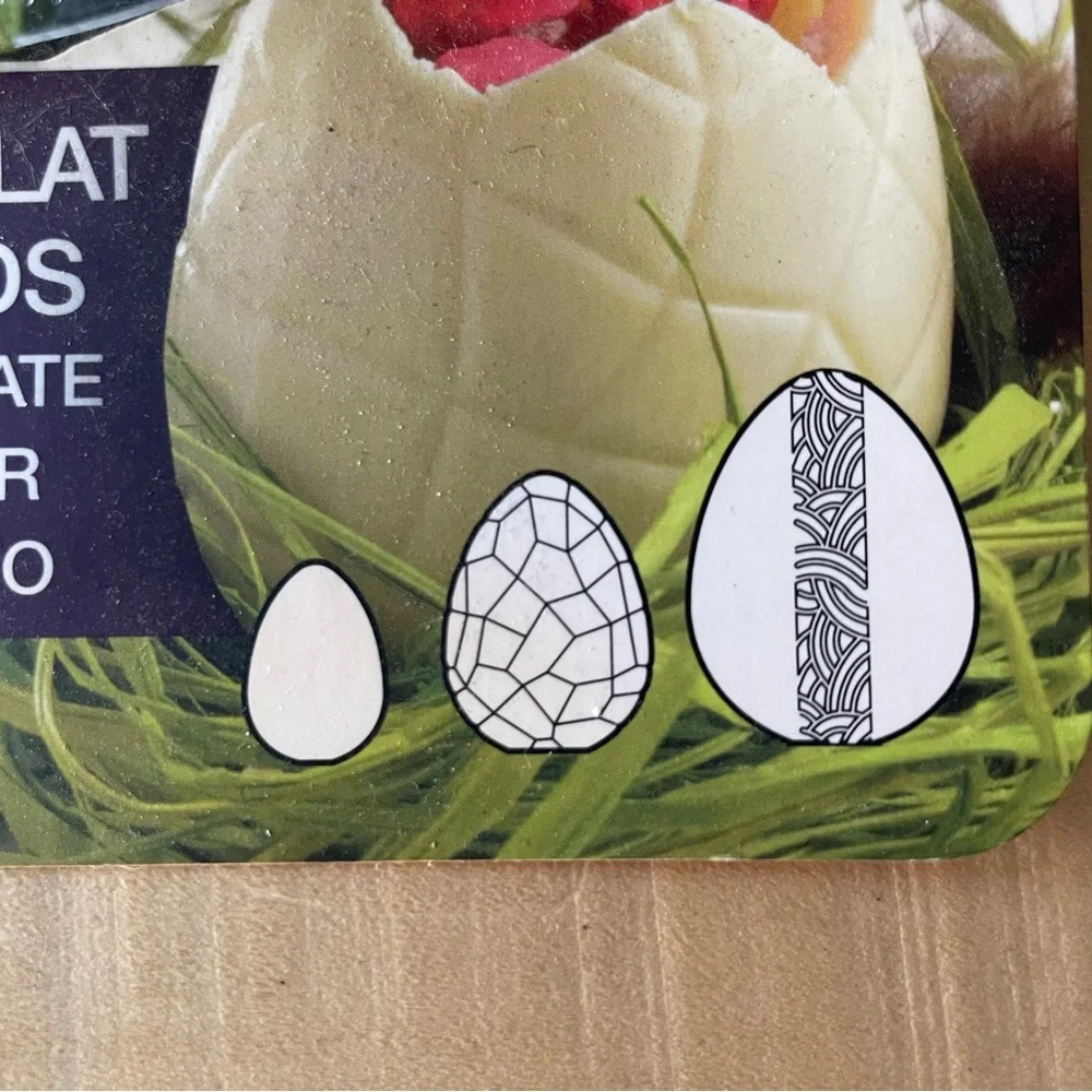 $10 SALE Set of 3 Chocolate Egg Molds Spring Easter Chocolatier Textured - Picture 2 of 6
